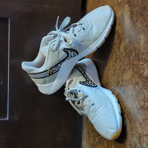 Women's Nike Cheetah print